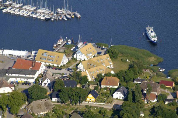 Bootstouren direkt ab der Ferienanlage Kapitäns-Häuser in Breege auf Rügen